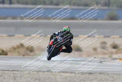 media/Oct-02-2025-Racers Edge (Thu) [[2c91cb6ab3]]/3-B Group/Session 2-Turn 14 (11am)/